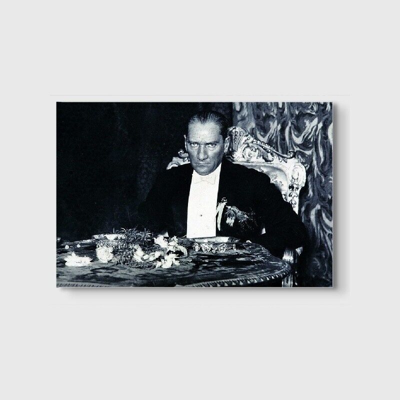 Atatürk ve Keskin Bakışları